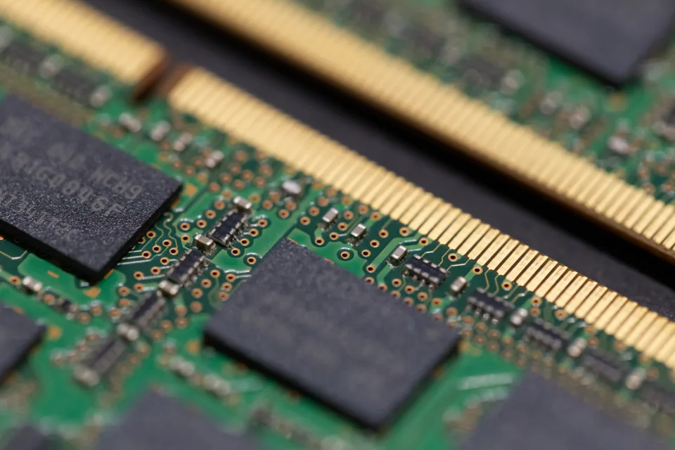 Módulos de memória de computador em close
